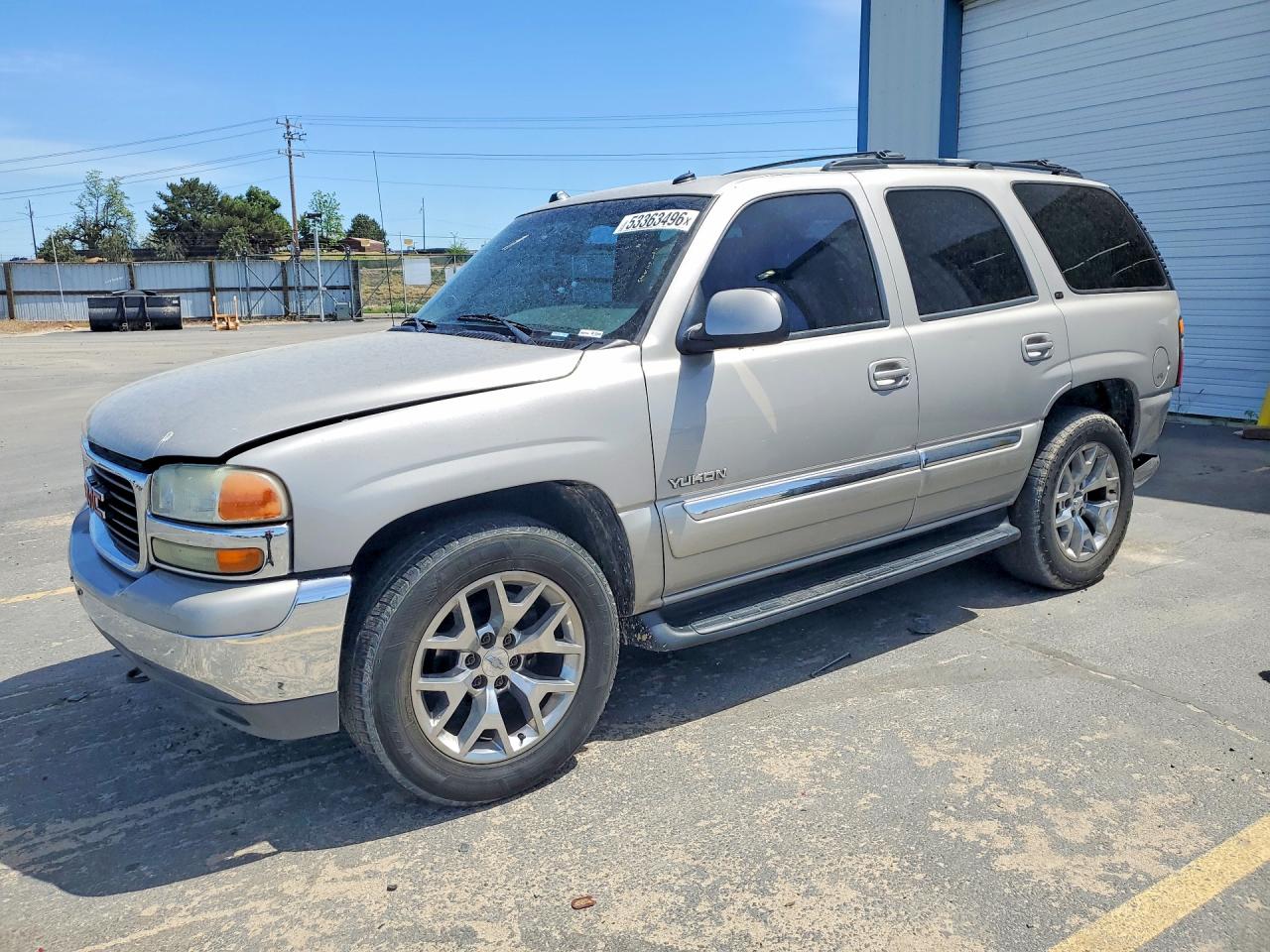 Salvage GMC Yukon Image