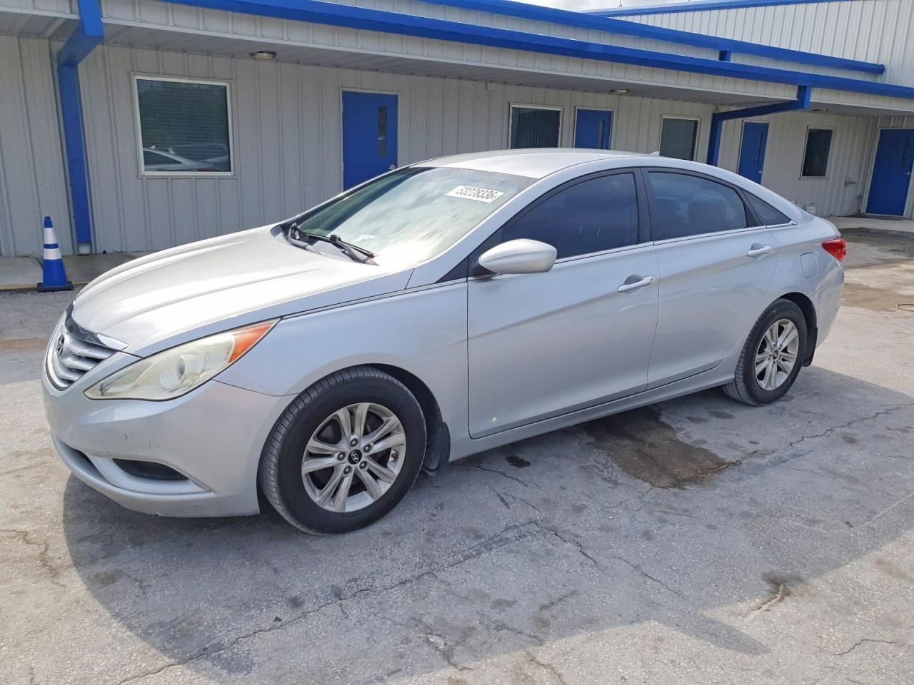 Salvage Hyundai SONATA Image