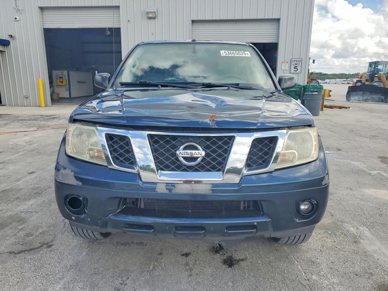 Nissan Frontier S