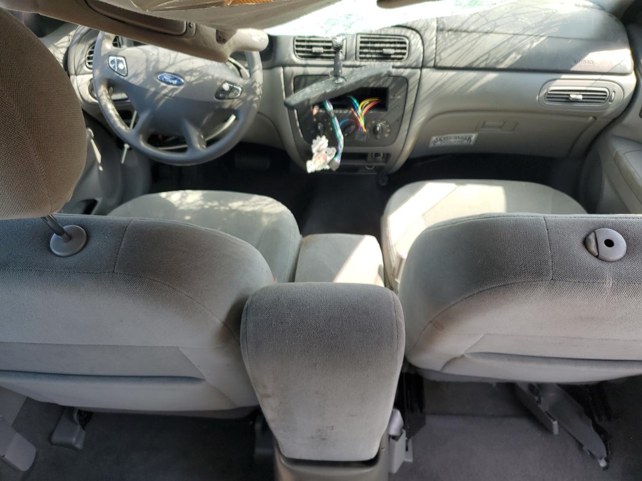 Ford Taurus Ses