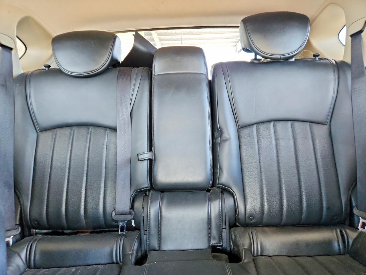 INFINITI Qx Base