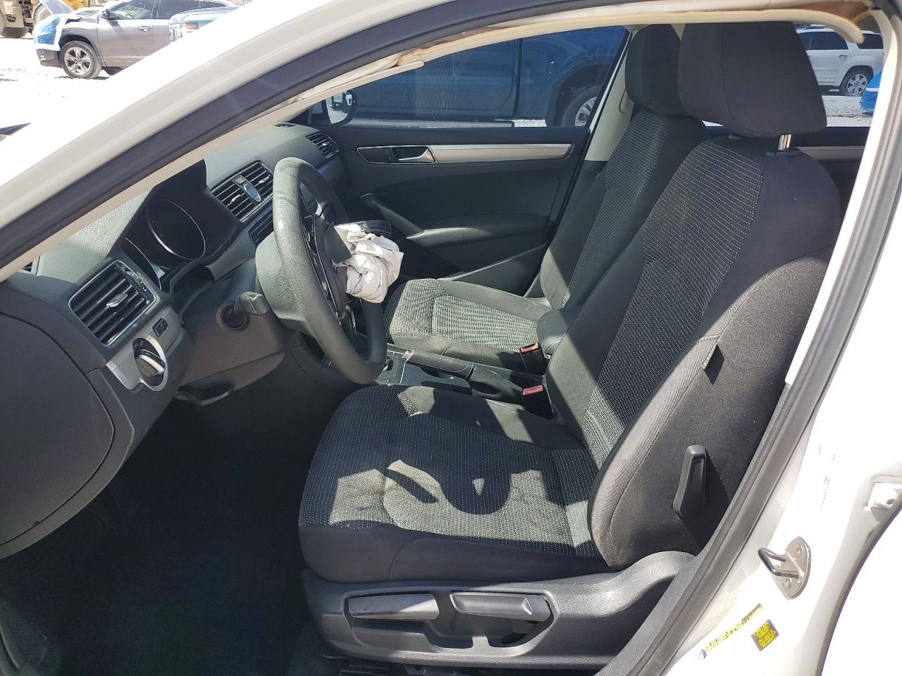 Volkswagen Passat S
