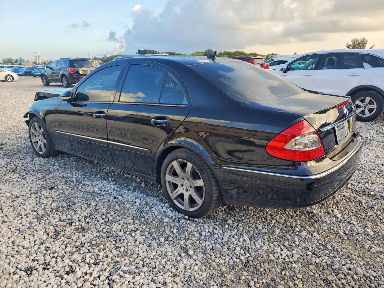 Mercedes-Benz E-Class 350