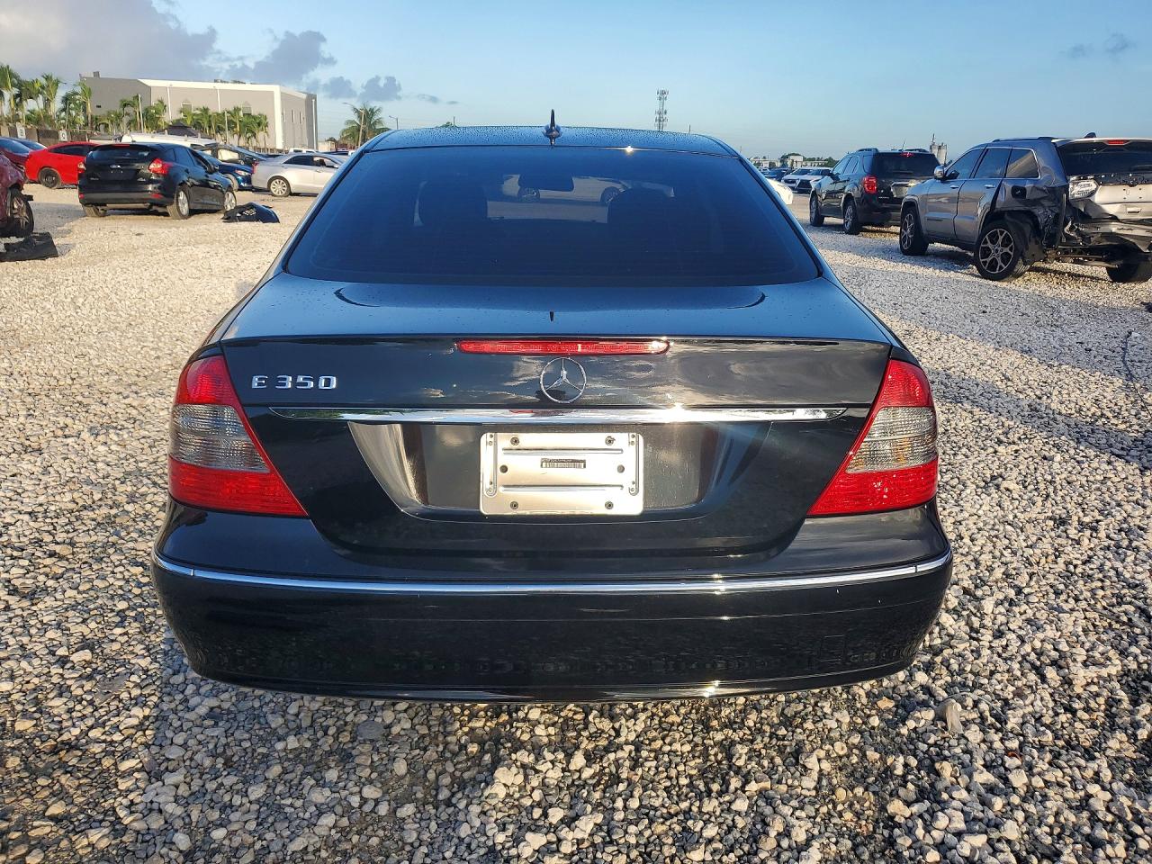 Mercedes-Benz E-Class 350