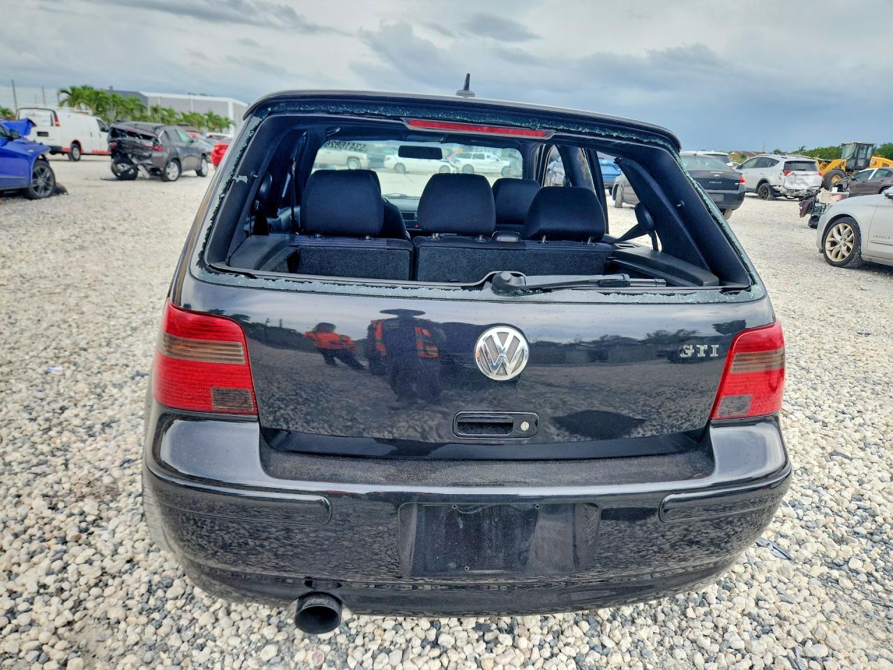 Volkswagen GTI 20th Anniversary