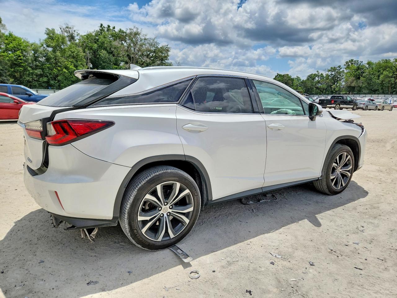 Lexus RX Base