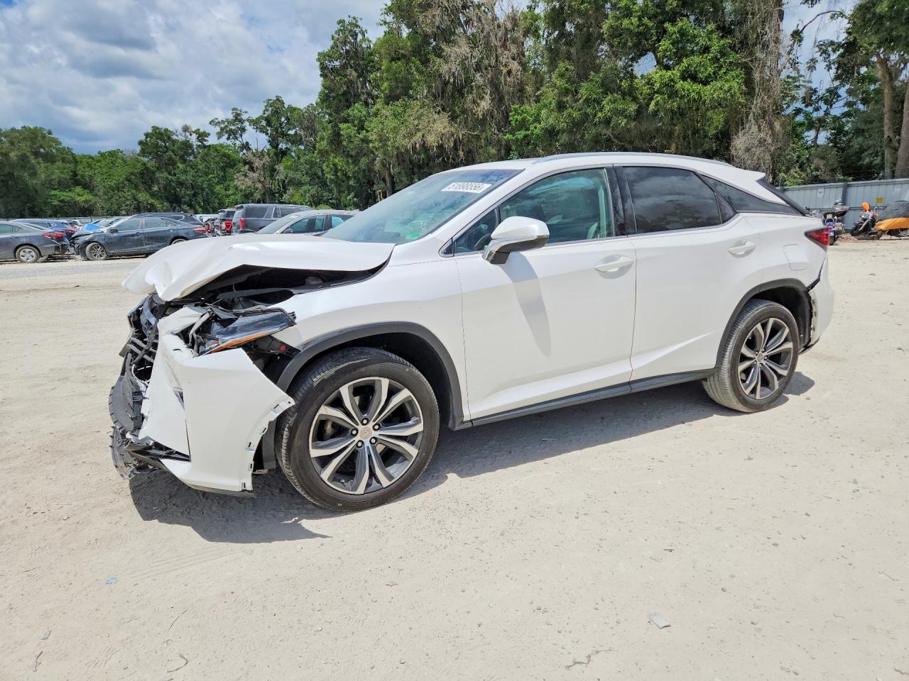 Salvage Lexus RX Image