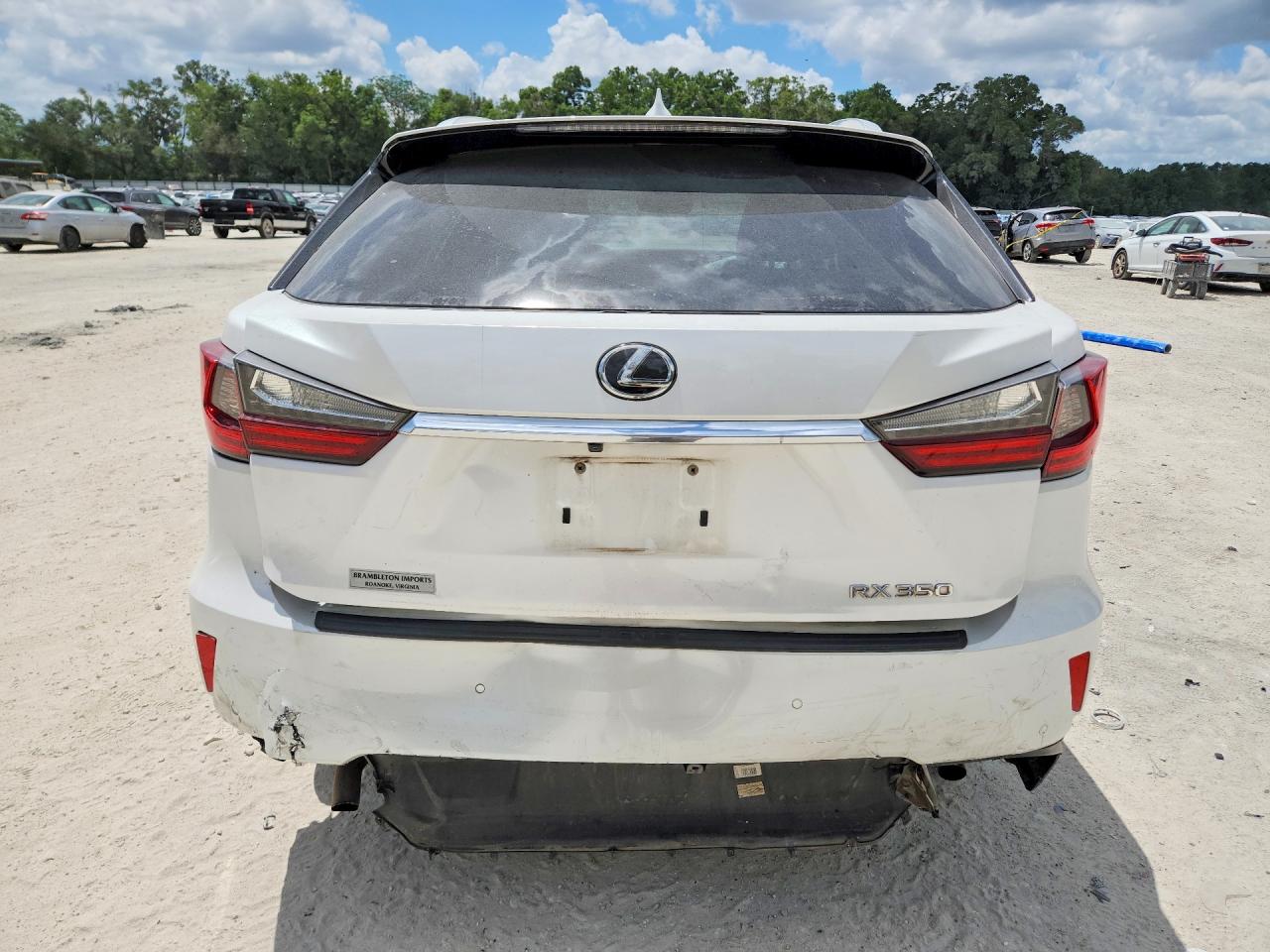 Lexus RX Base