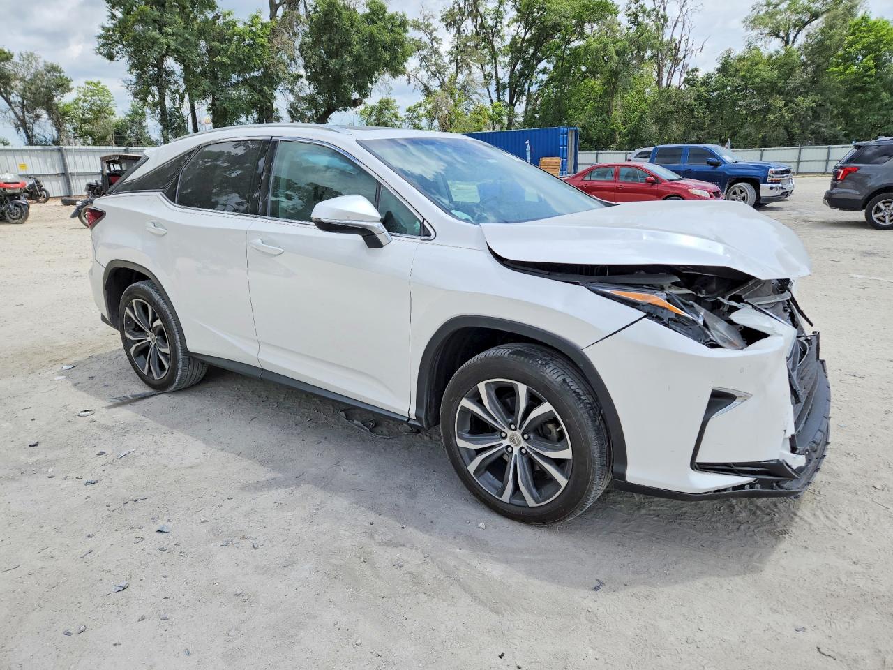 Lexus RX Base
