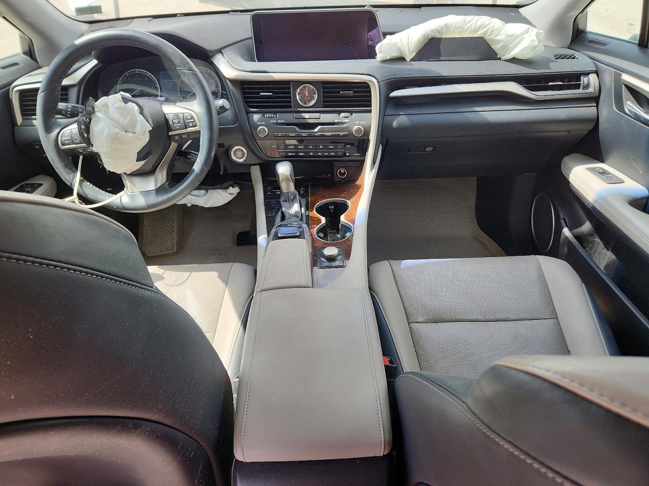 Lexus RX Base