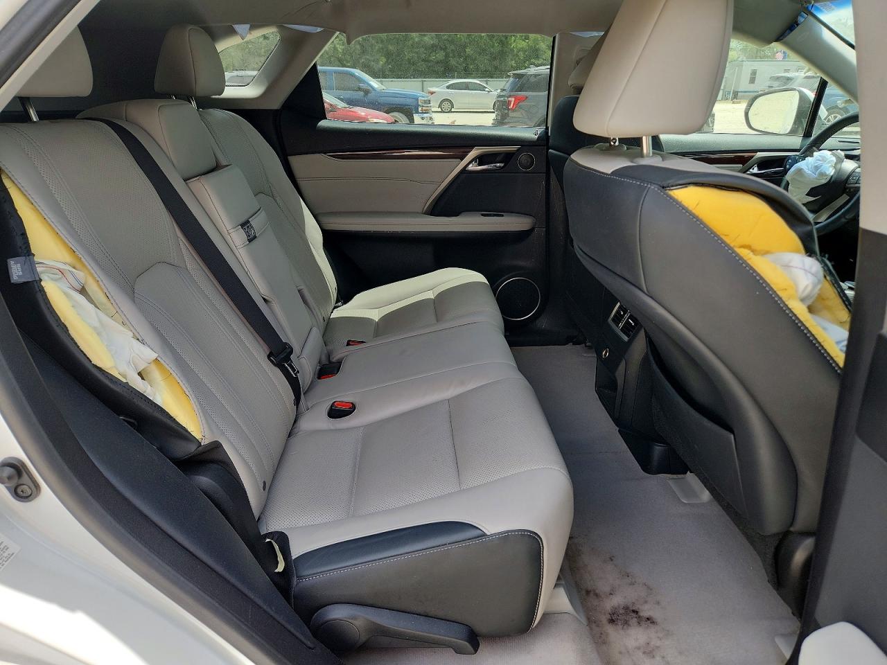 Lexus RX Base