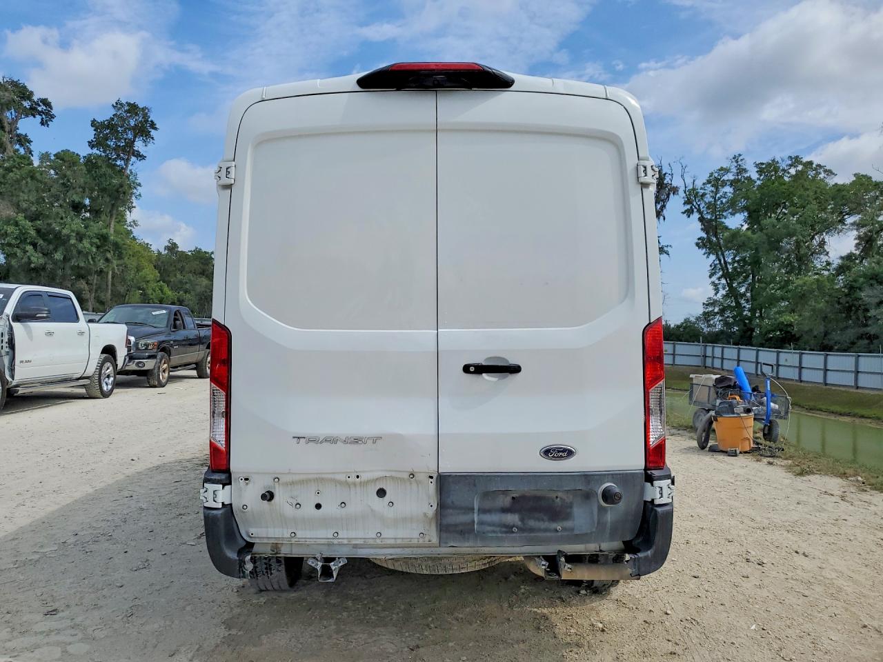 Ford Transit T-250