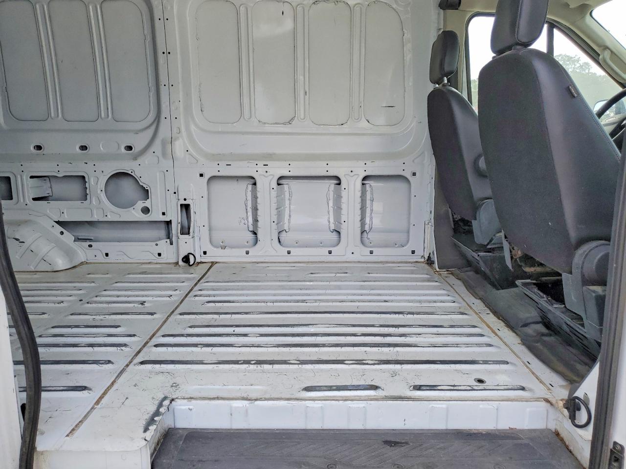 Ford Transit T-250