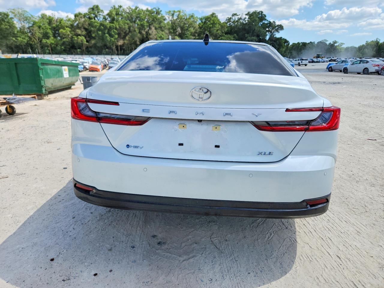 Toyota Camry Xle