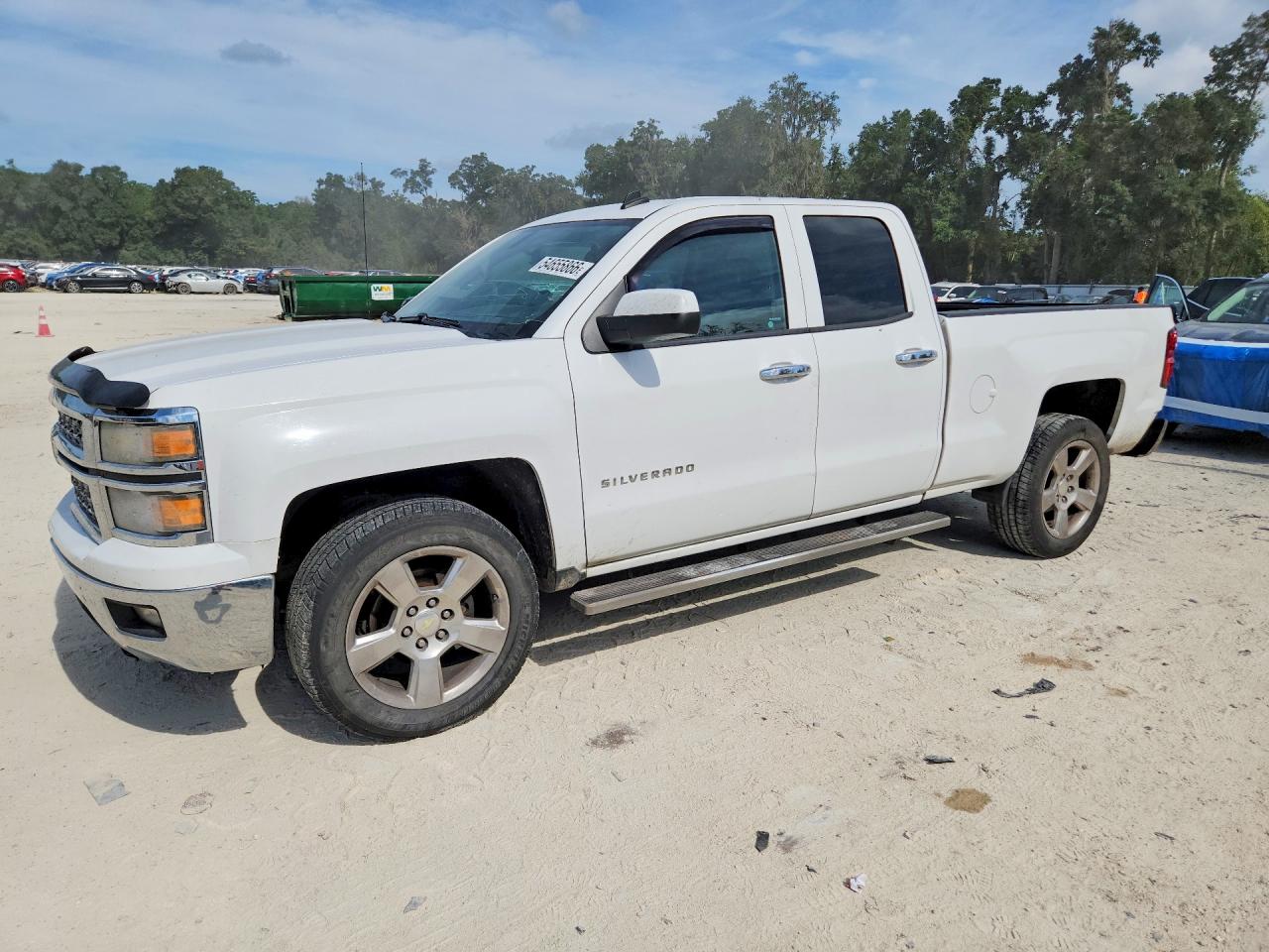 Salvage Chevrolet Silverado Image