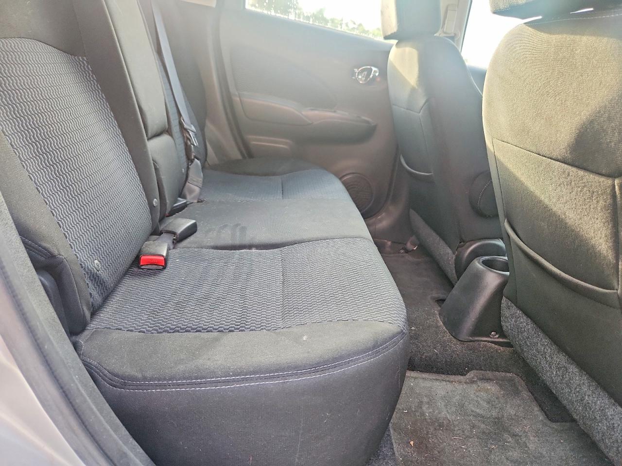 Nissan Versa Sv