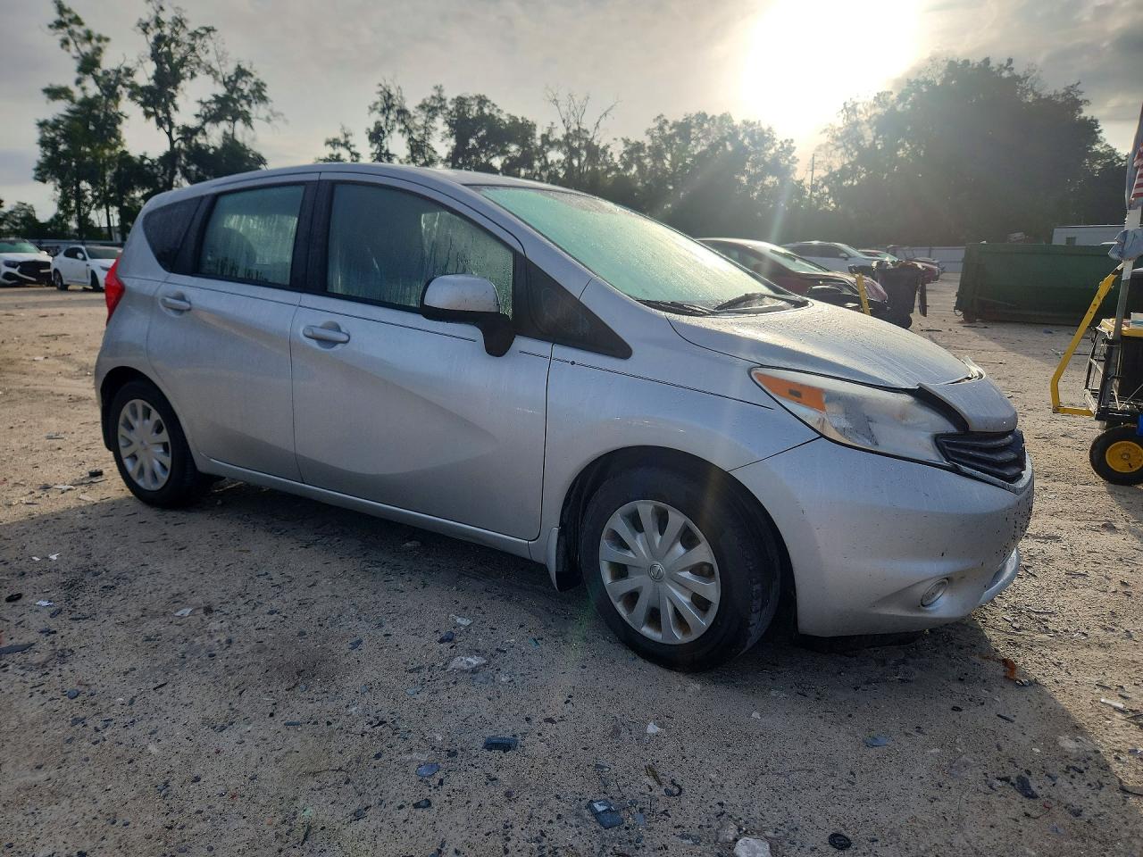 Nissan Versa Sv