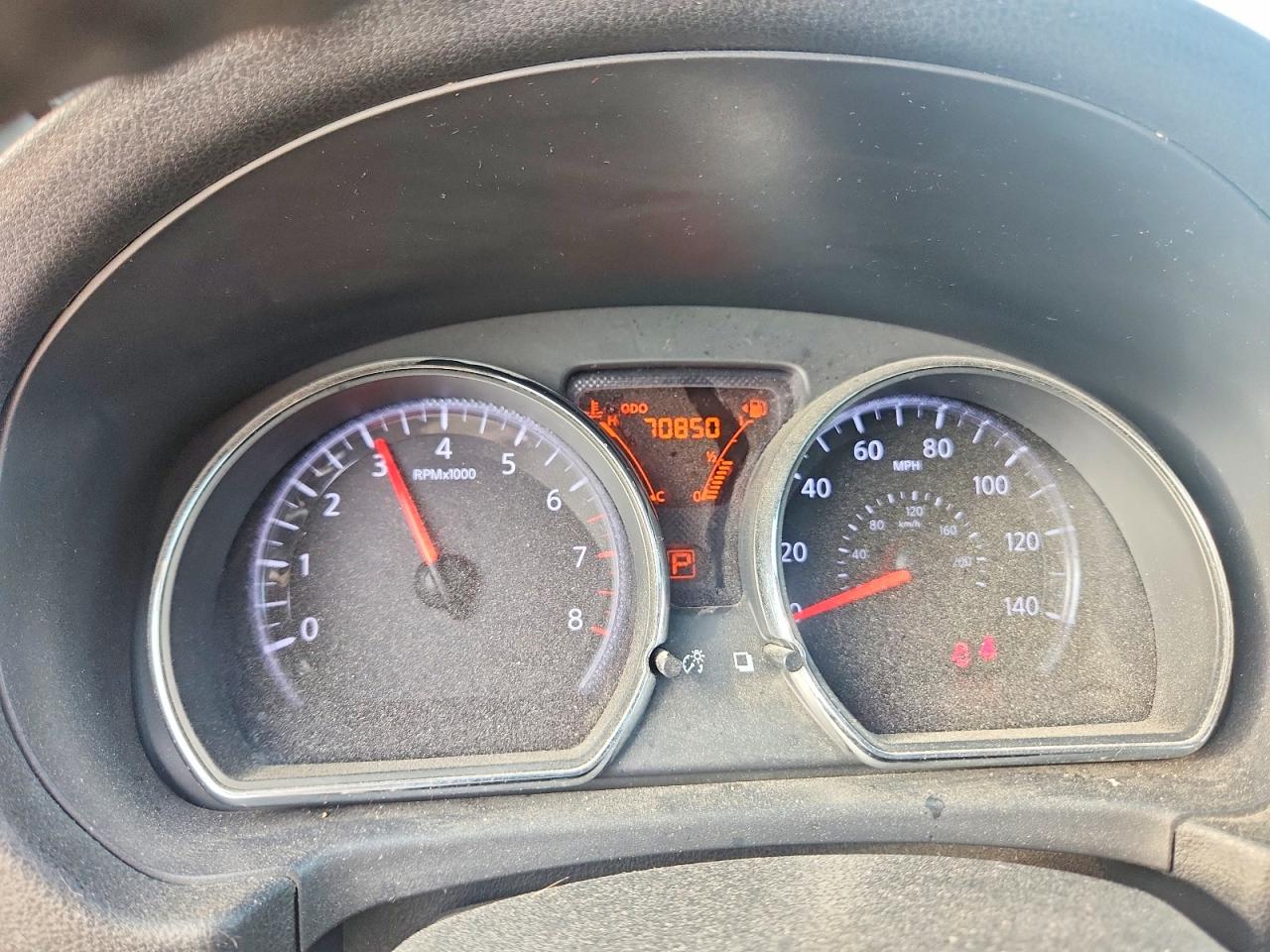 Nissan Versa Sv
