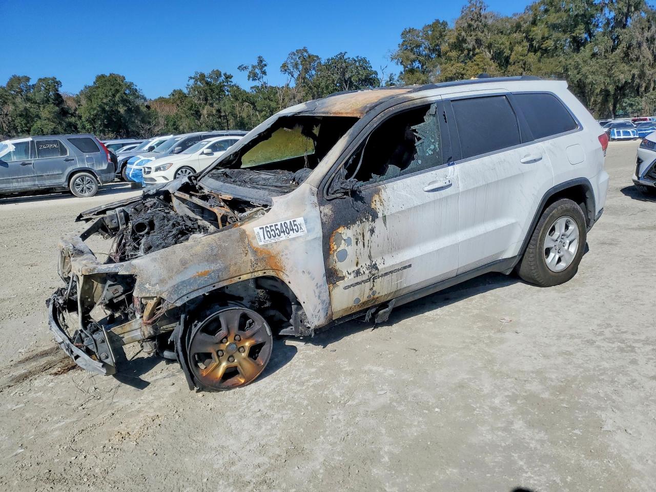 Salvage Jeep Grand Cherokee Image