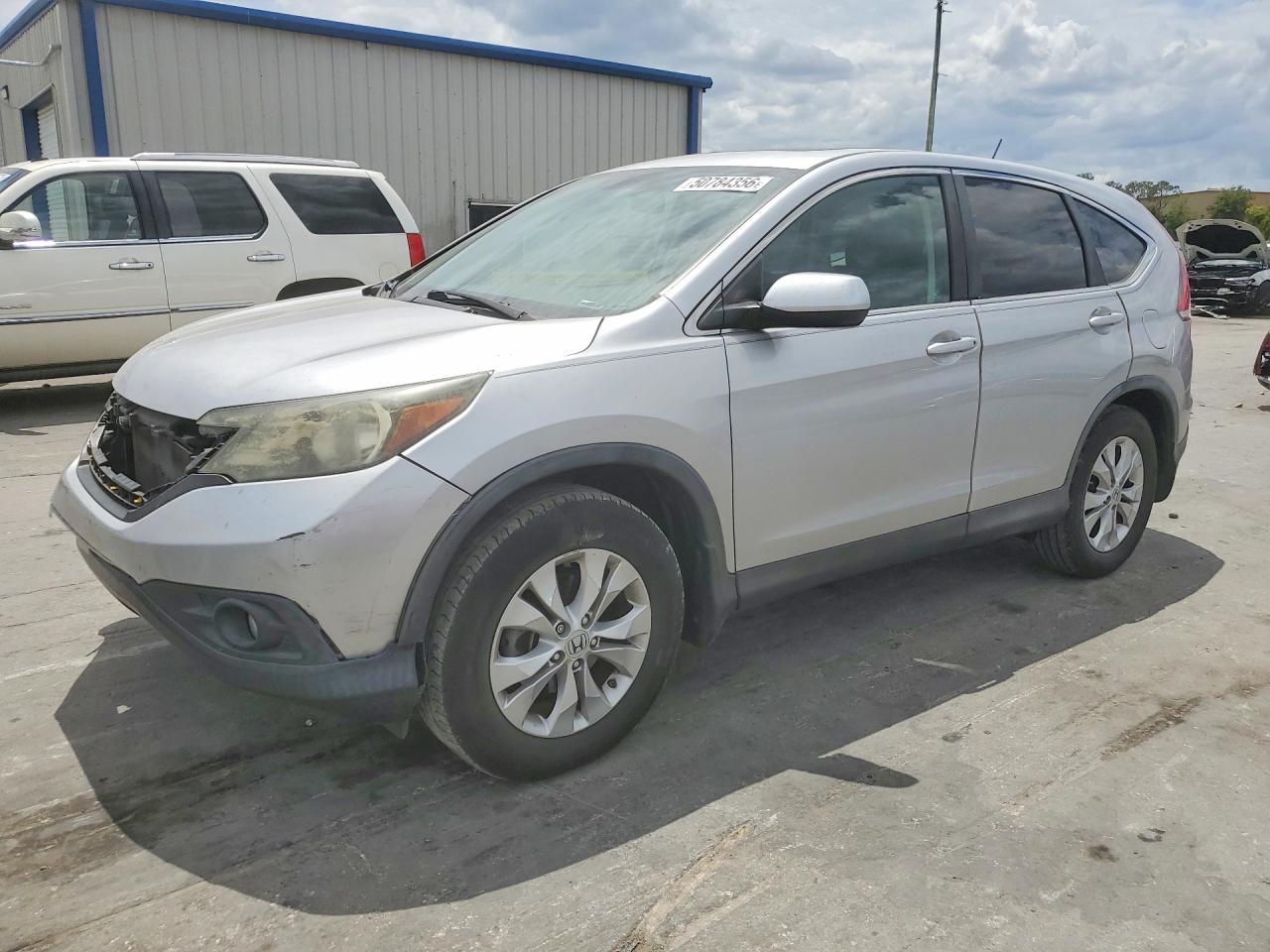 Salvage Honda Crv Image