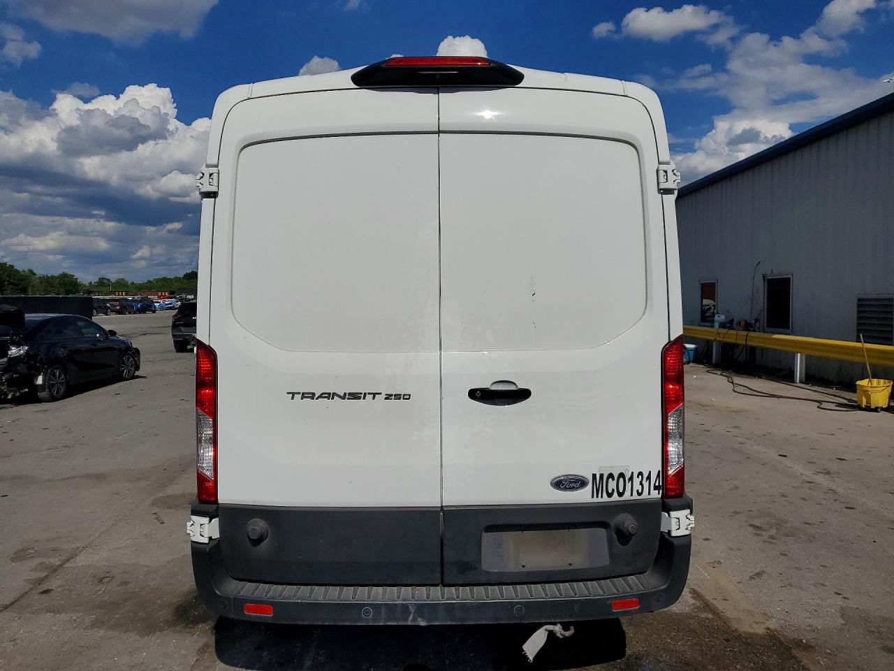 Ford Transit T-250