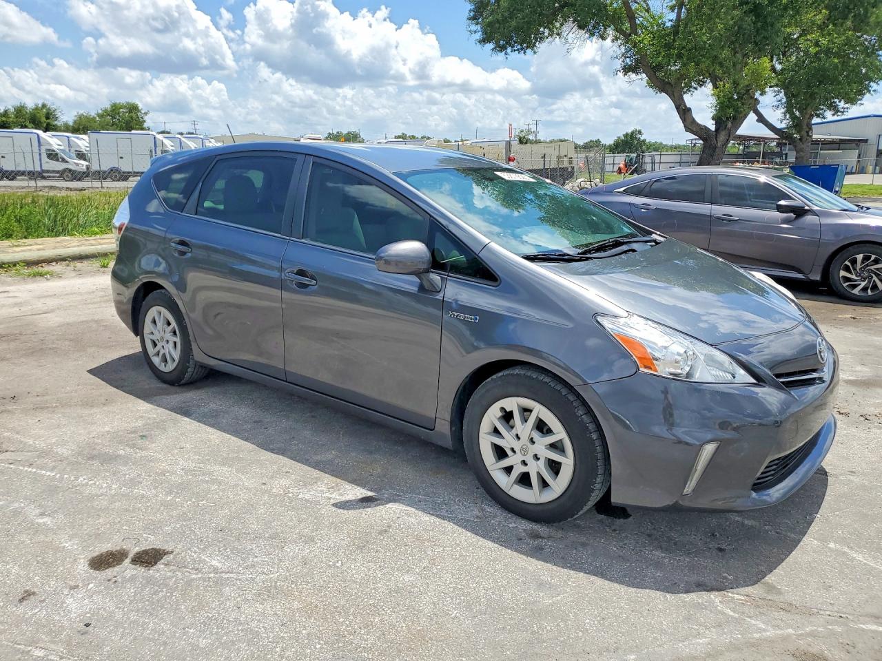 Toyota Prius Three