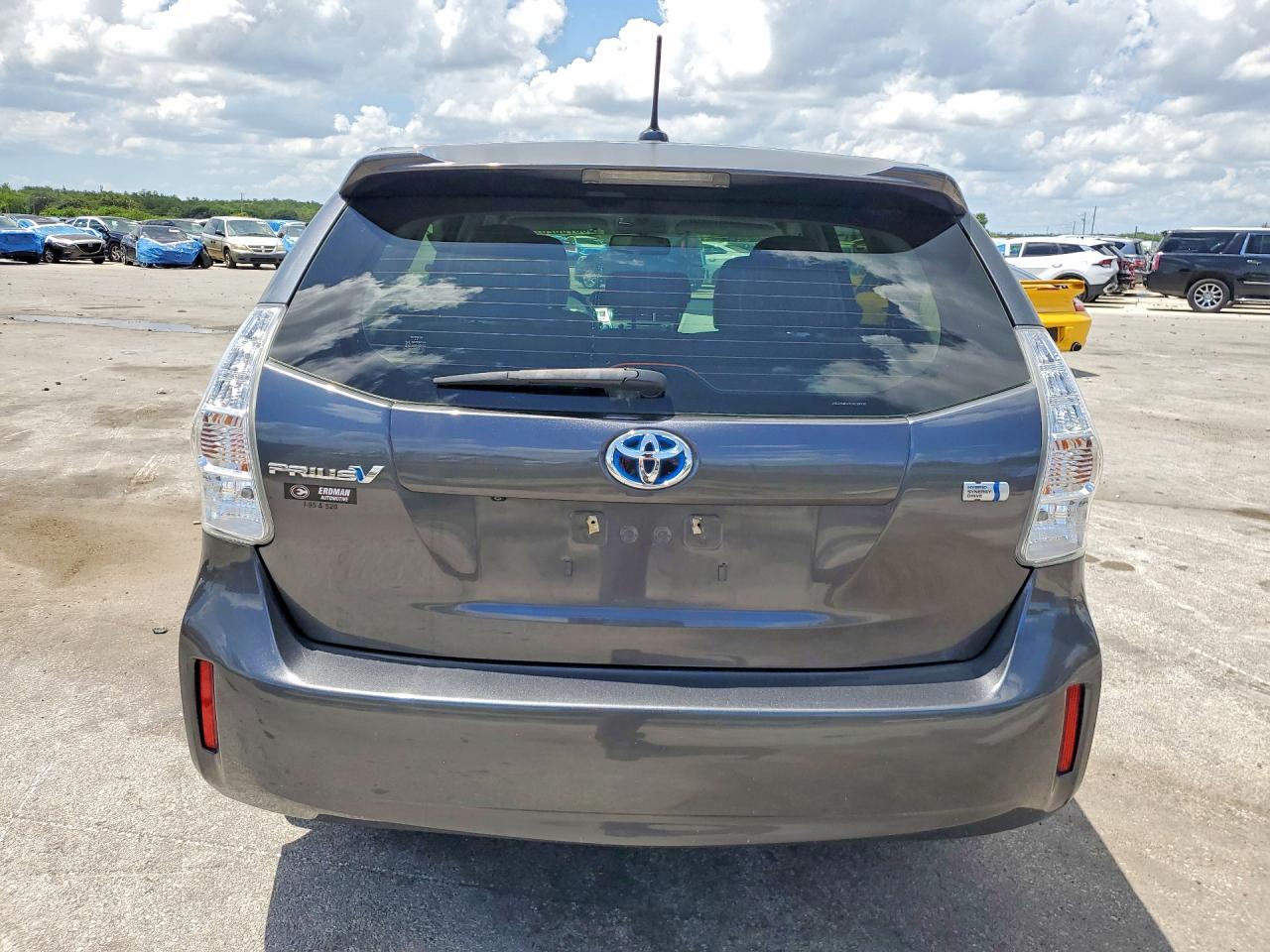 Toyota Prius Three