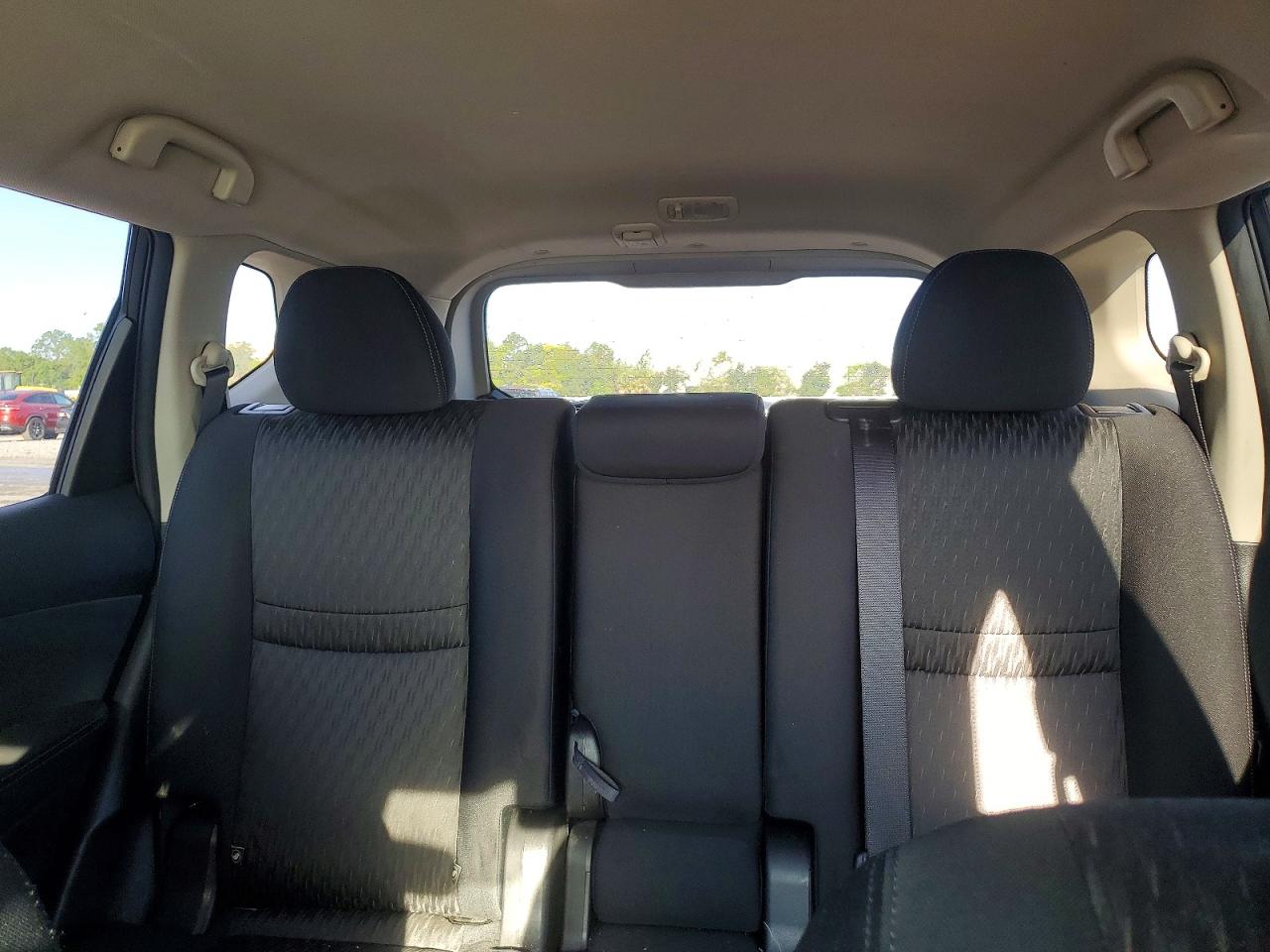 Nissan Rogue S