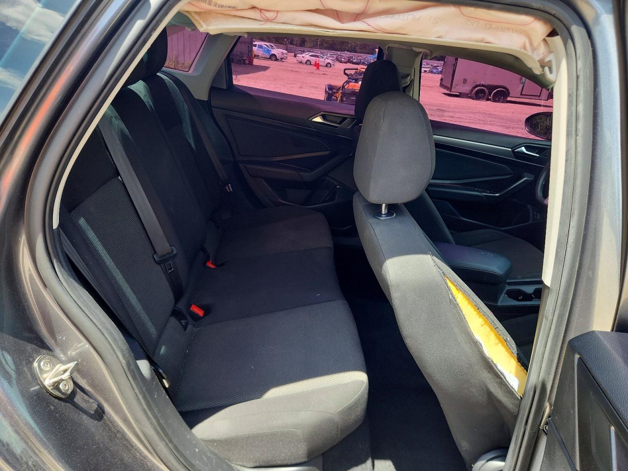 Volkswagen Jetta S