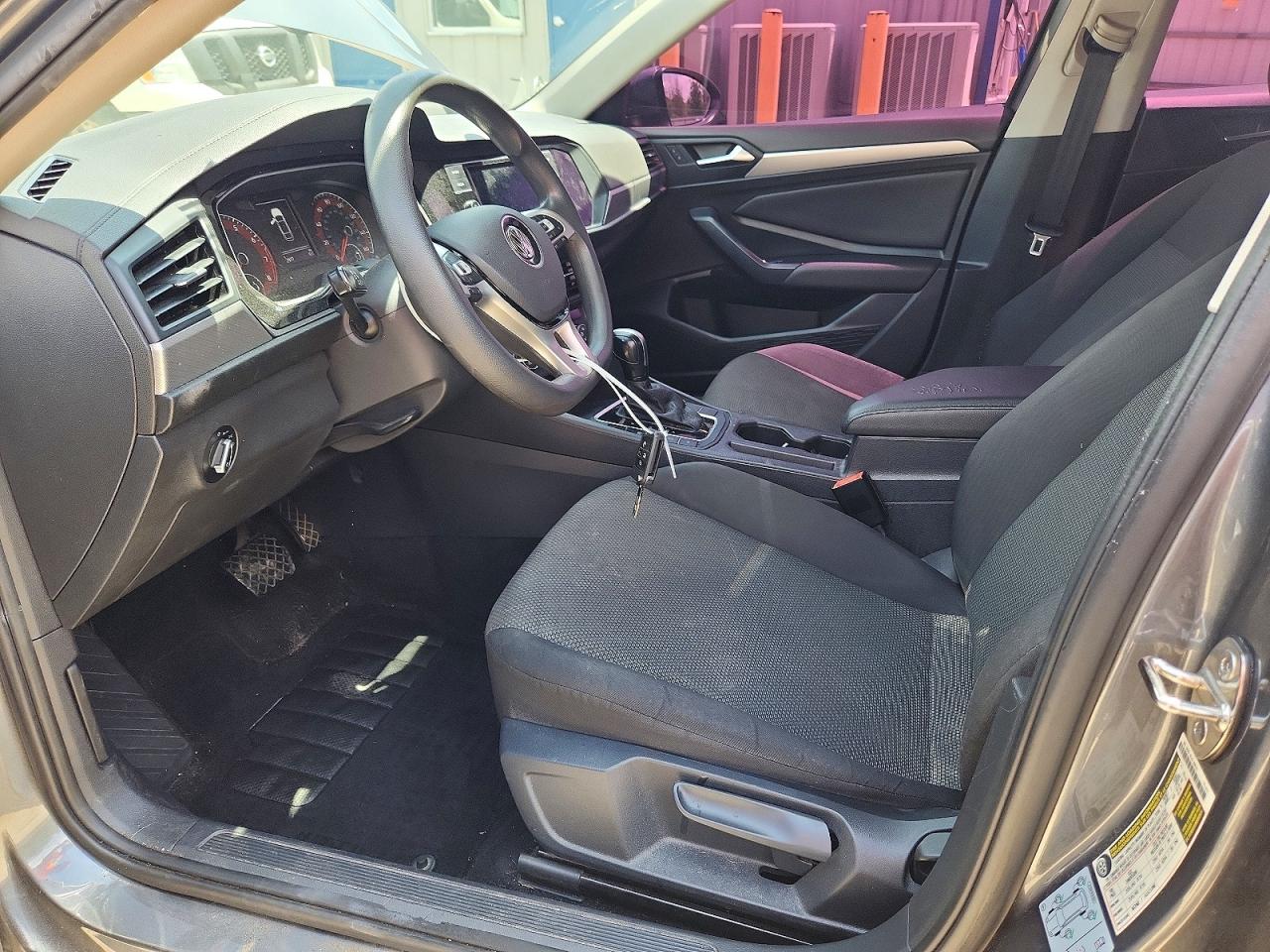 Volkswagen Jetta S