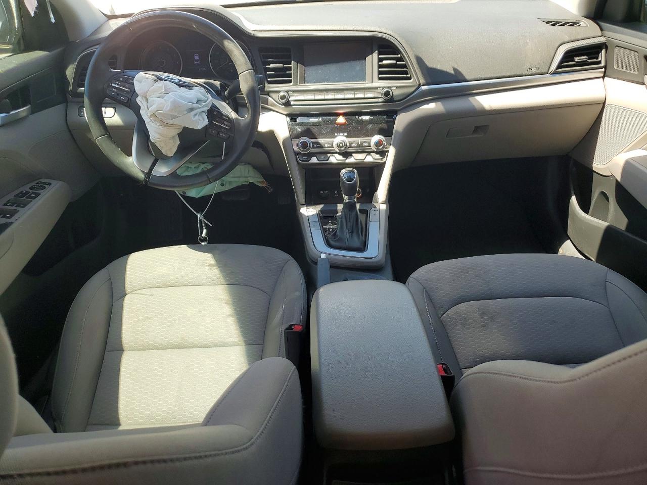 Hyundai ELANTRA Value Edition
