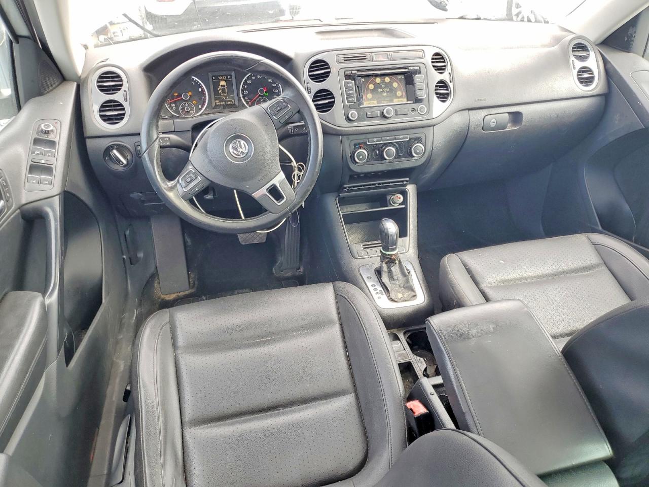 Volkswagen Tiguan S