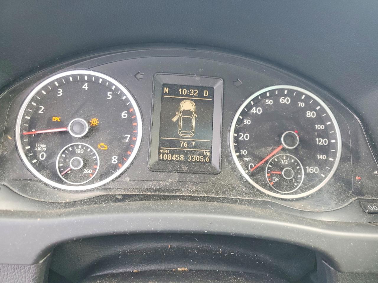 Volkswagen Tiguan S