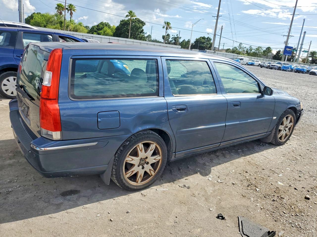 Volvo V70 Fwd