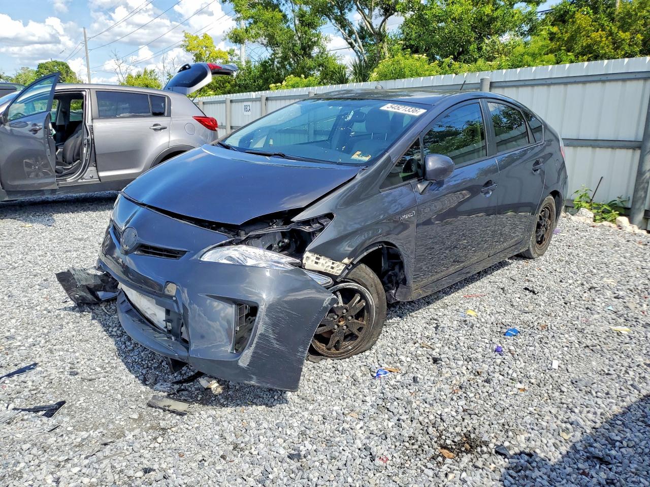 Salvage Toyota Prius Image