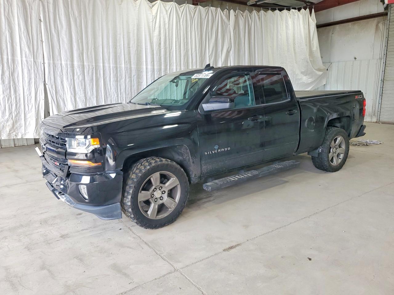 Salvage Chevrolet Silverado Image