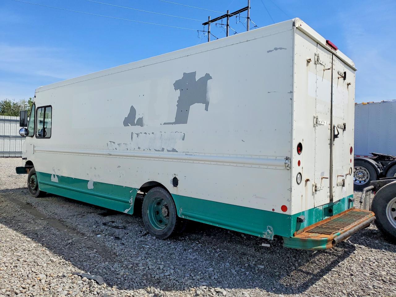 Workhorse Commercial Chassis W42