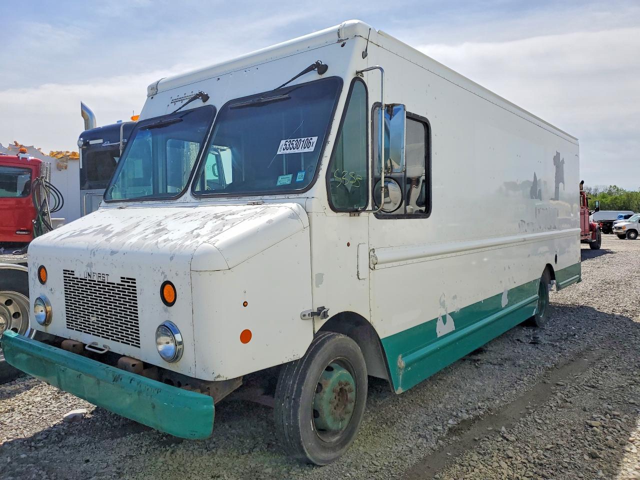 Salvage Workhorse Commercial Chassis Image