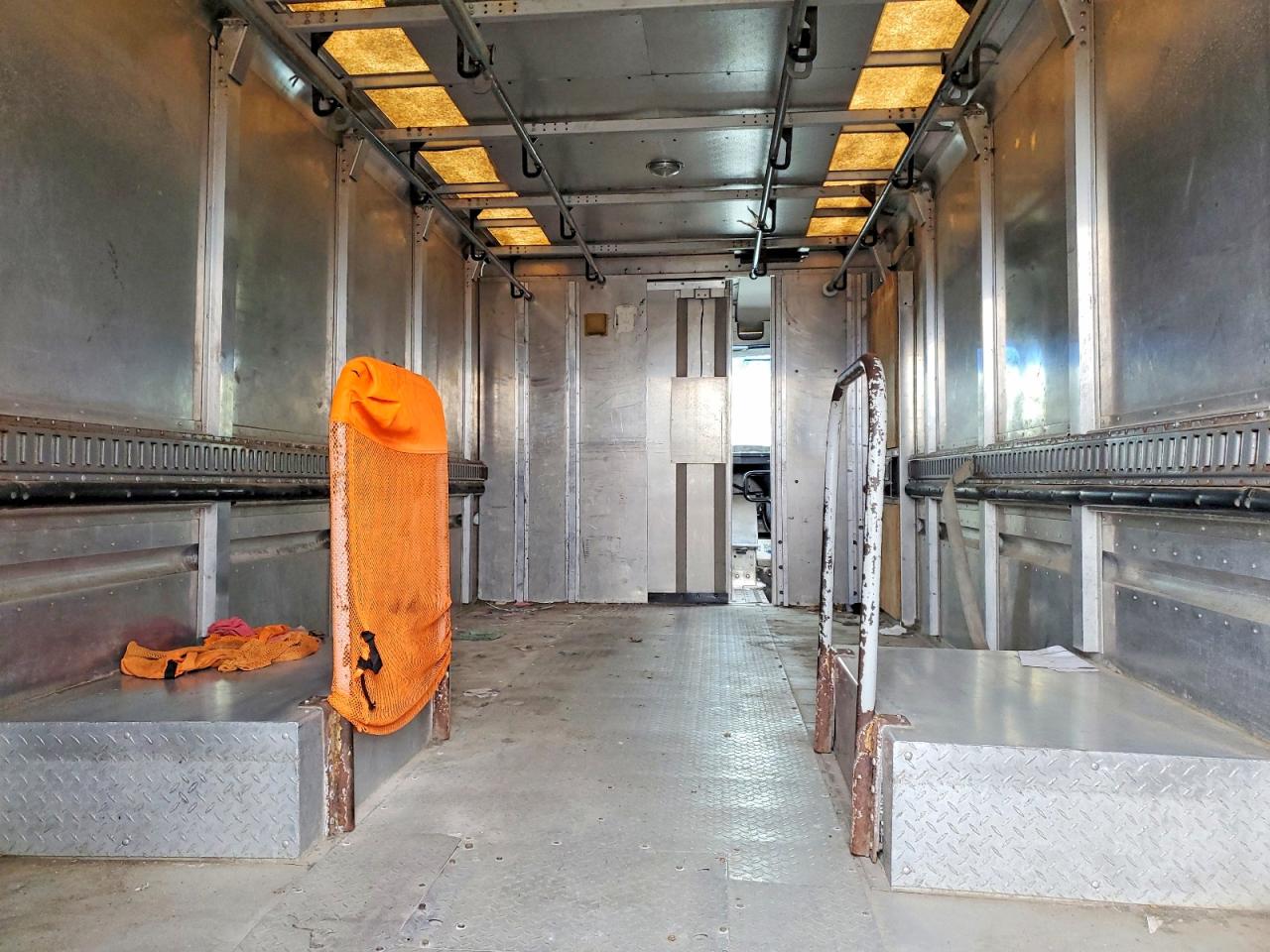 Workhorse Commercial Chassis W42