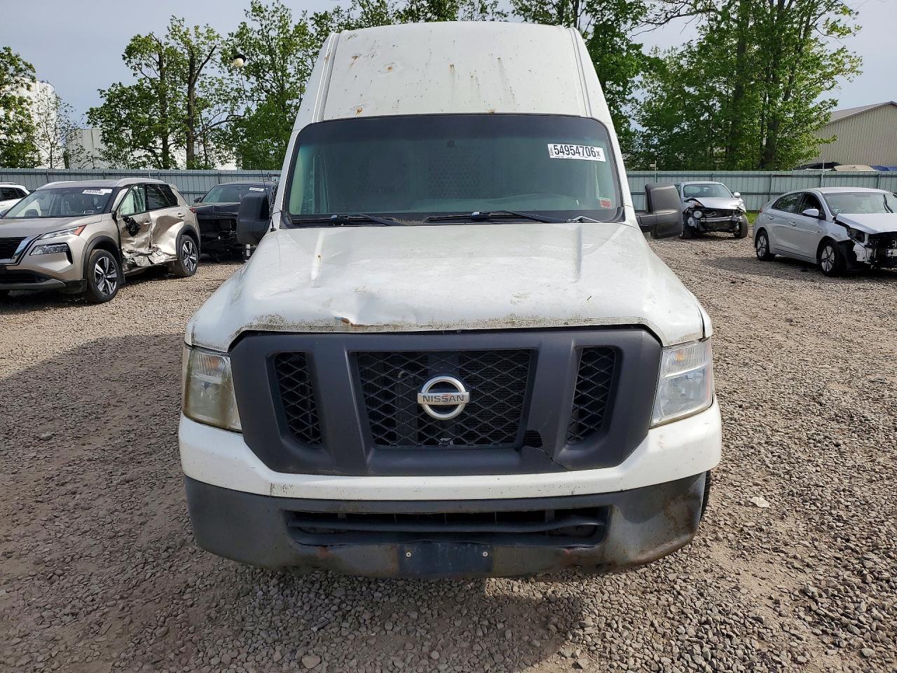 Nissan Nv 2500