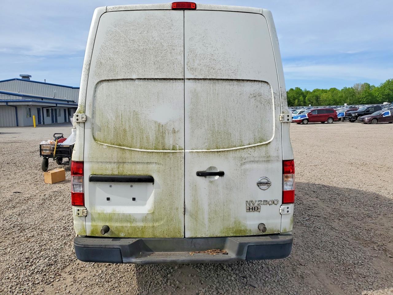 Nissan Nv 2500