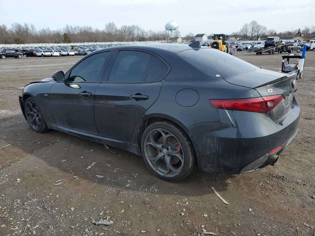 Alfa Romeo Giulia Ti Q4