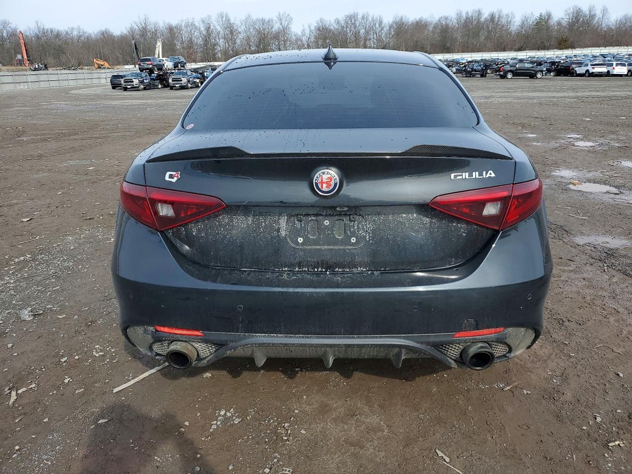 Alfa Romeo Giulia Ti Q4