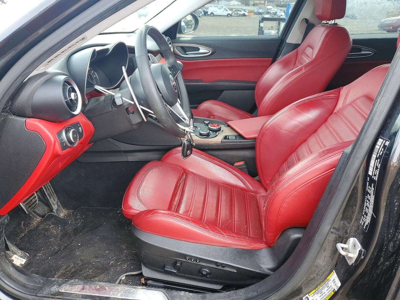 Alfa Romeo Giulia Ti Q4