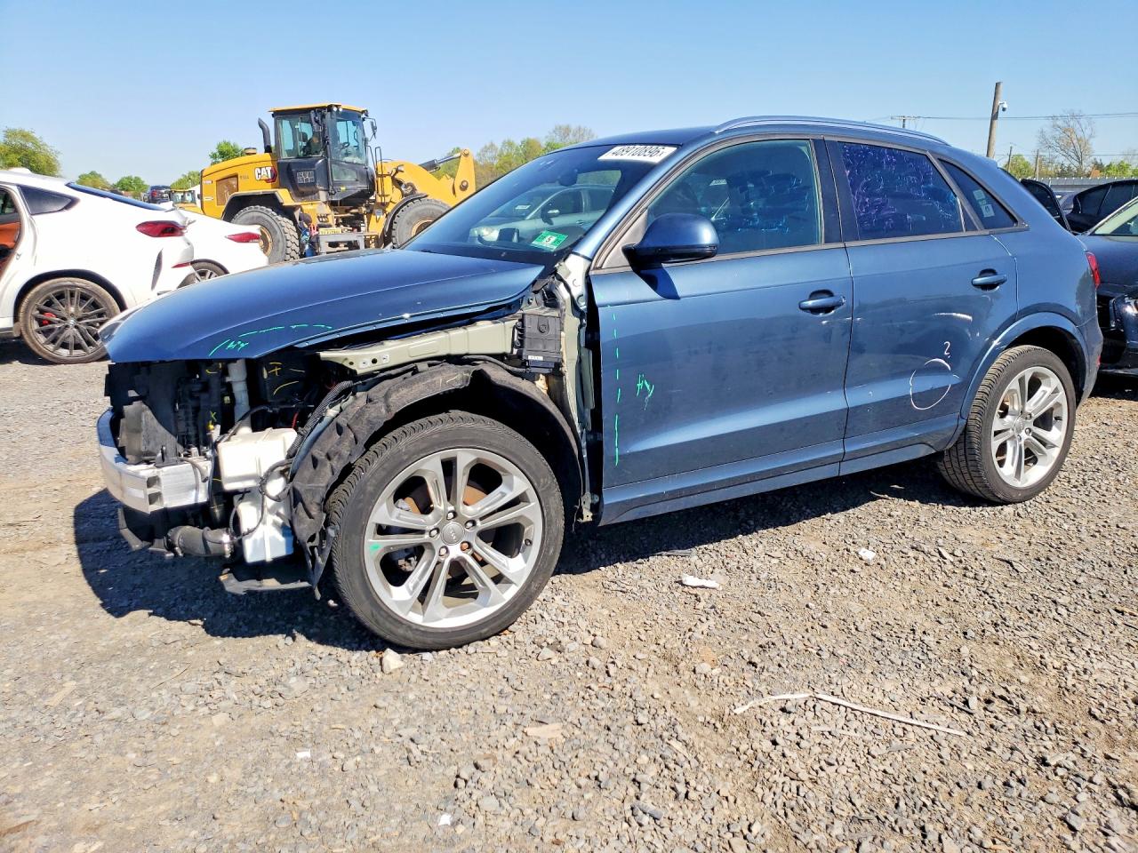 Salvage Audi Q3 Image