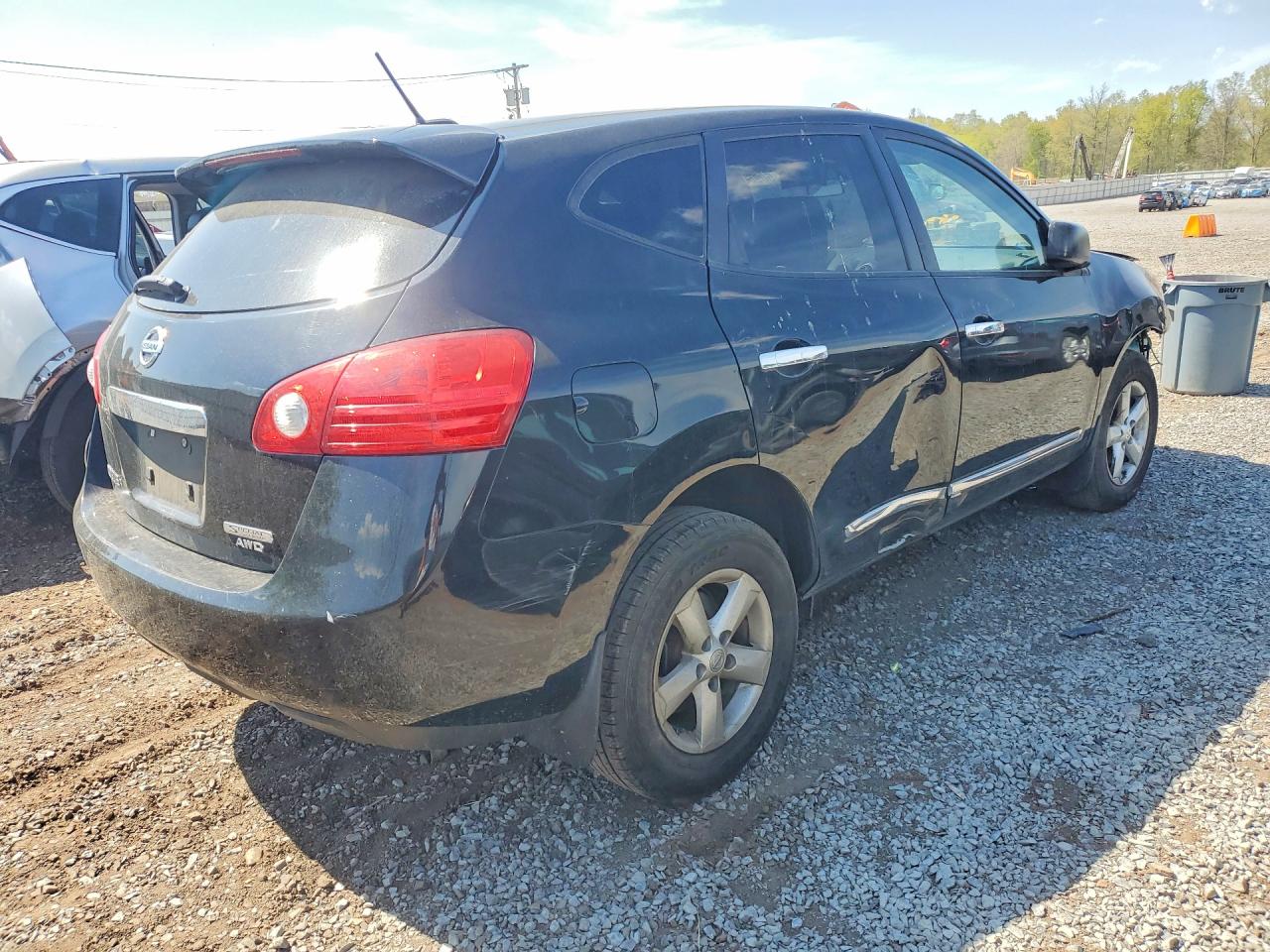 Nissan Rogue S
