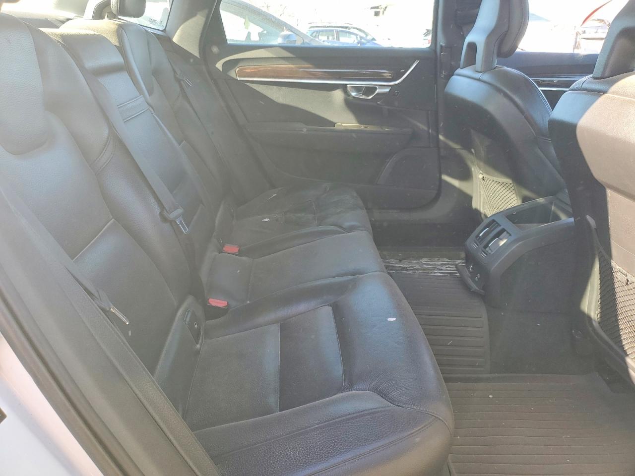 Volvo S90 T5 Momentum