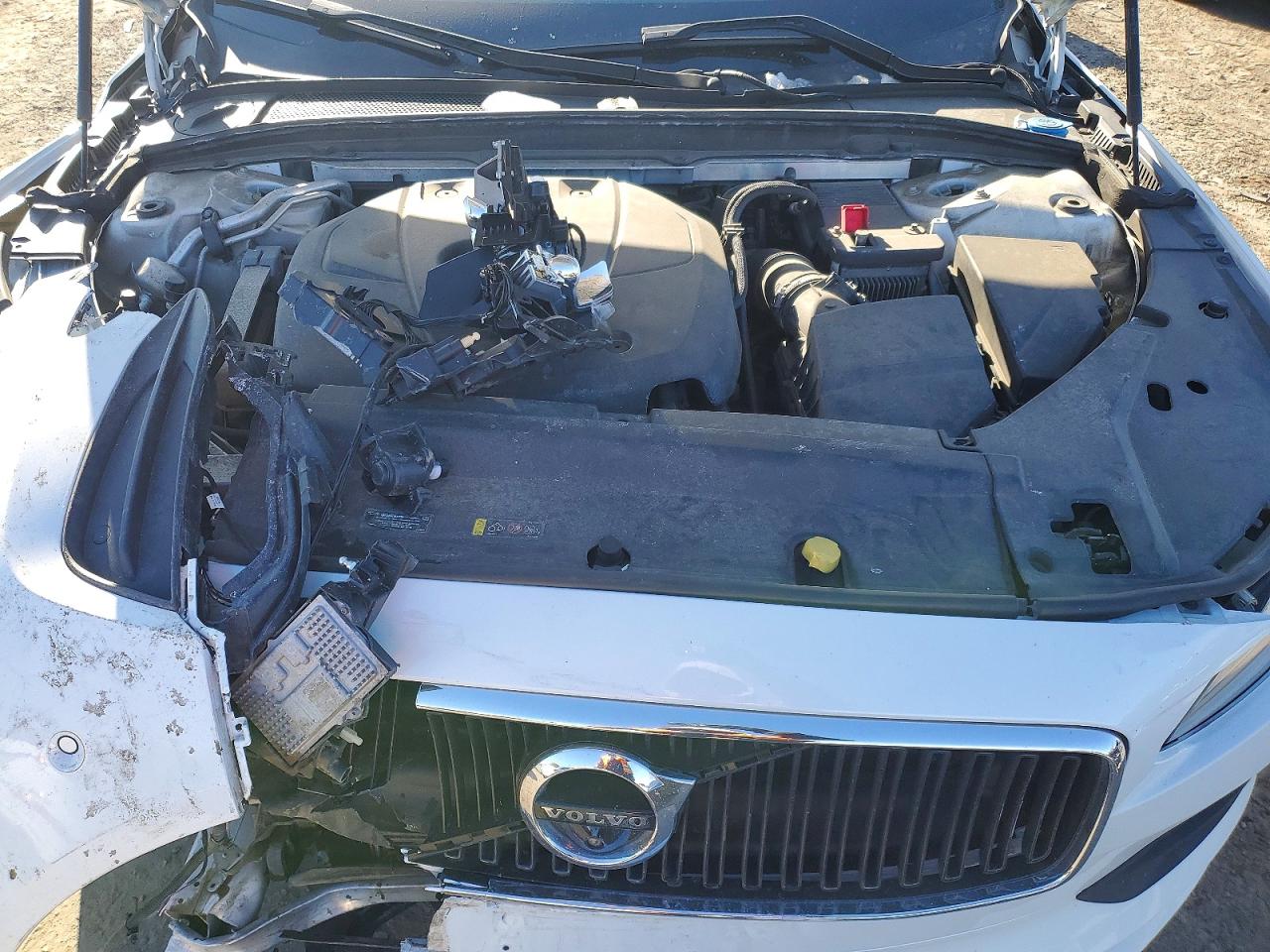 Volvo S90 T5 Momentum