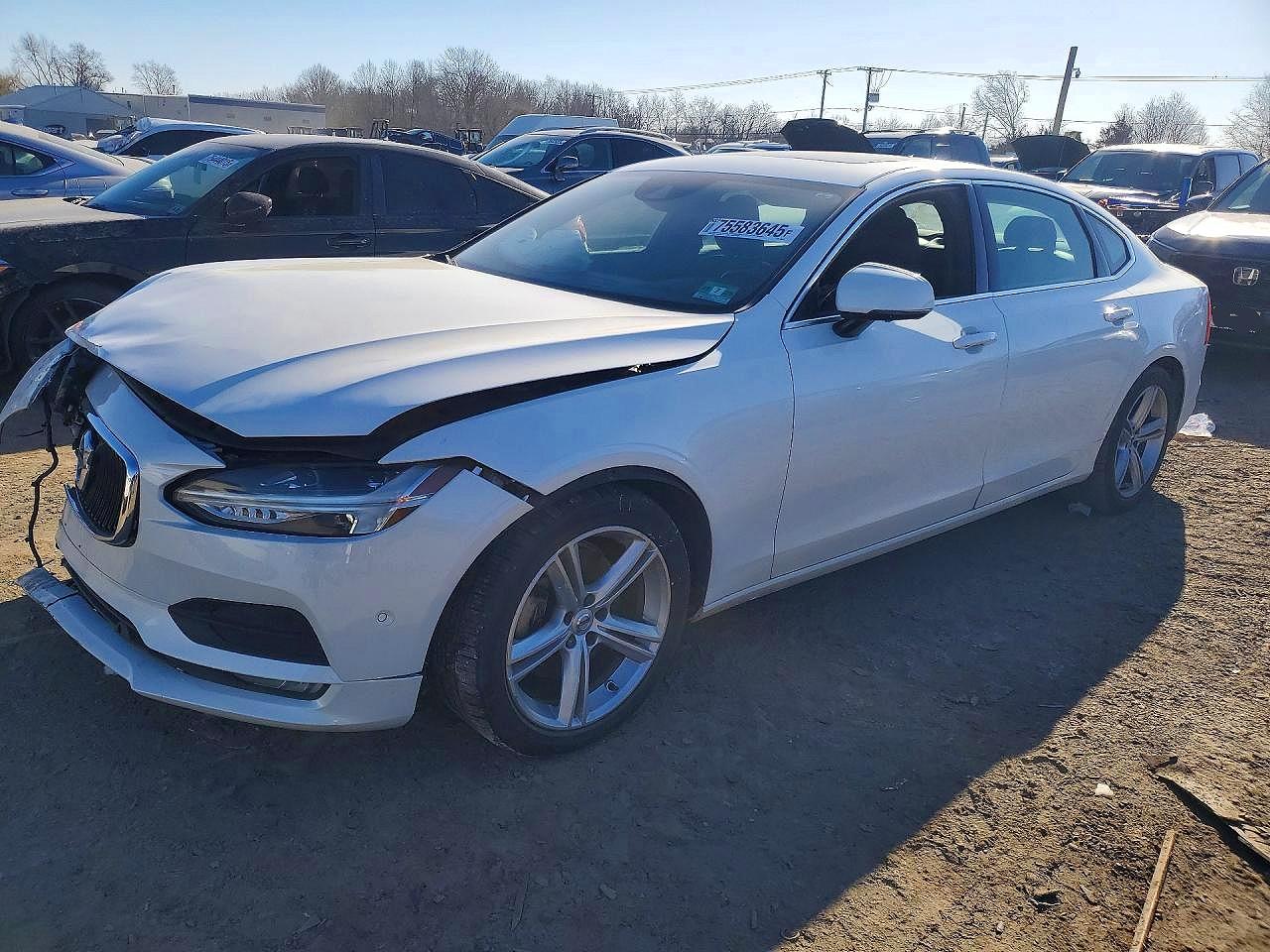 Salvage Volvo S90 Image