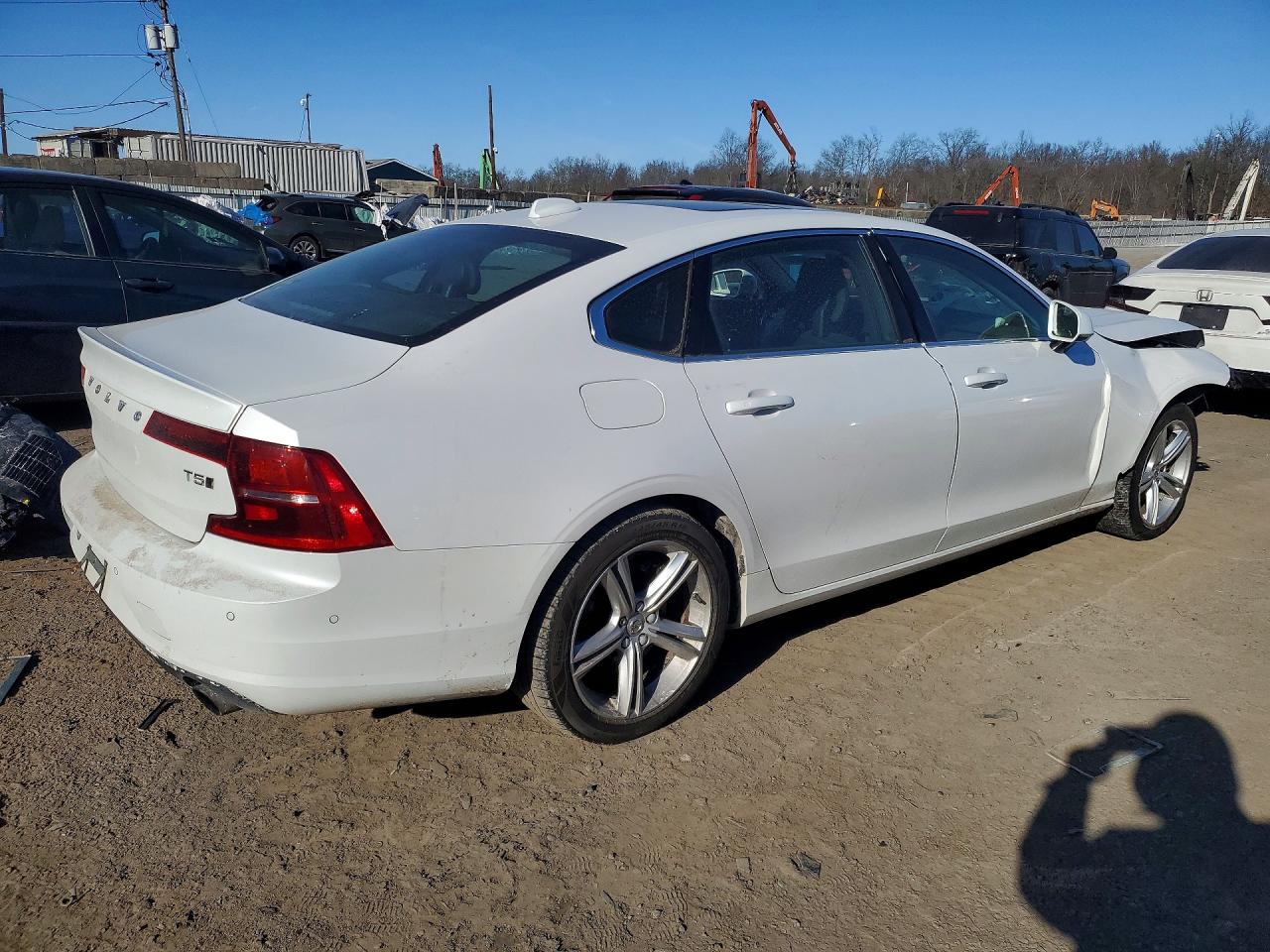 Volvo S90 T5 Momentum